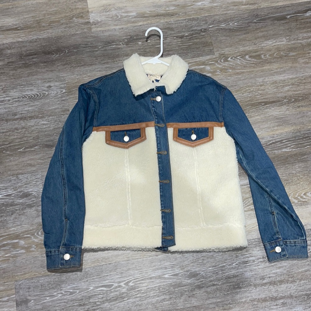 NWOT women’s Sherpa lined Jean jacket